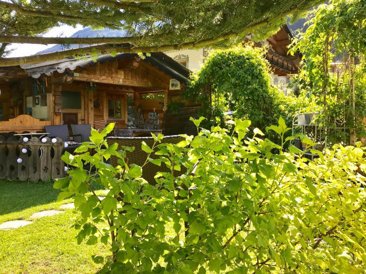 Apartments Schneiterhof - Der Frei-Raum Neustift im Stubaital Bagian luar foto