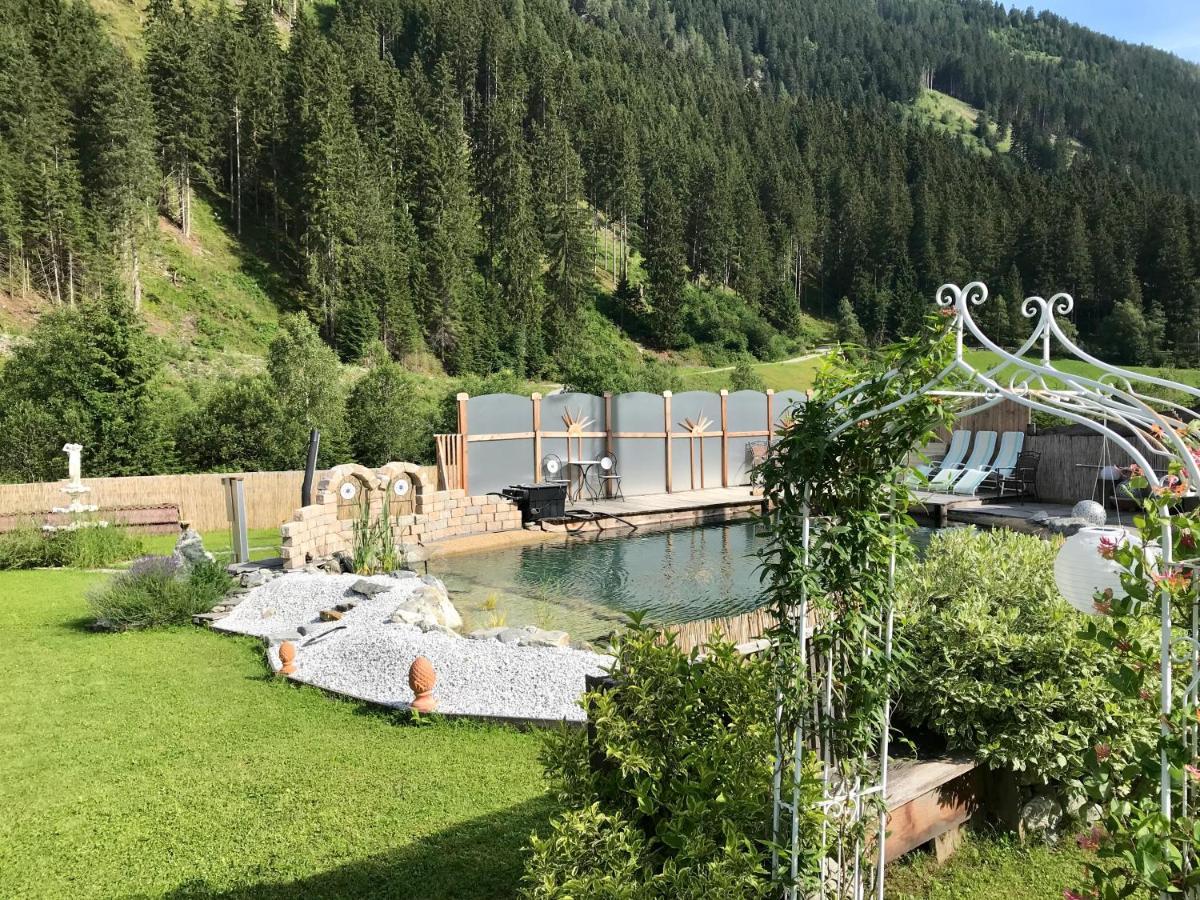 Apartments Schneiterhof - Der Frei-Raum Neustift im Stubaital Bagian luar foto