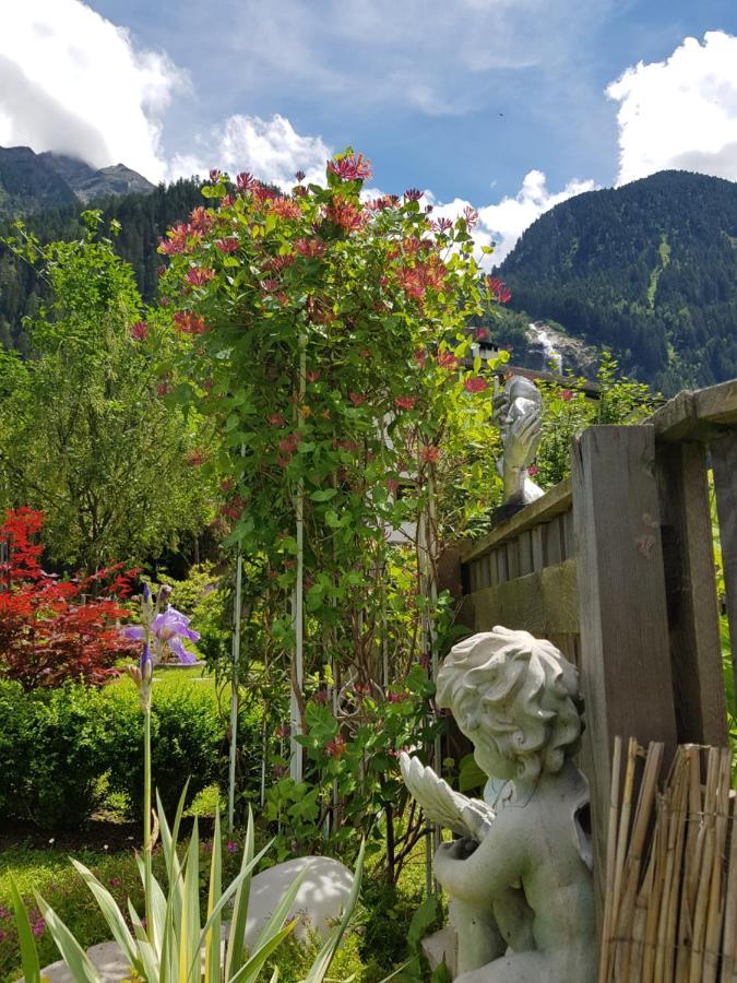 Apartments Schneiterhof - Der Frei-Raum Neustift im Stubaital Bagian luar foto