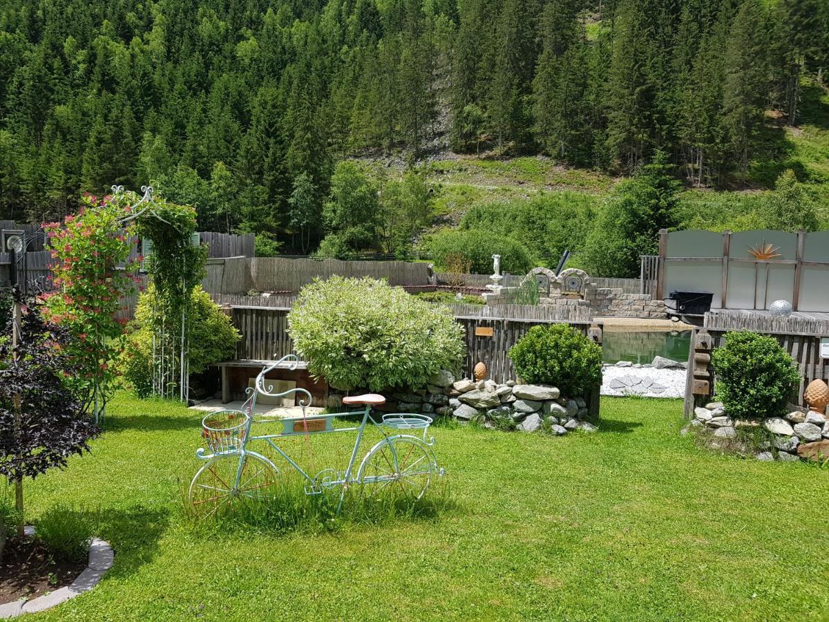 Apartments Schneiterhof - Der Frei-Raum Neustift im Stubaital Bagian luar foto