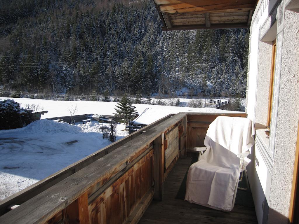 Apartments Schneiterhof - Der Frei-Raum Neustift im Stubaital Ruang foto